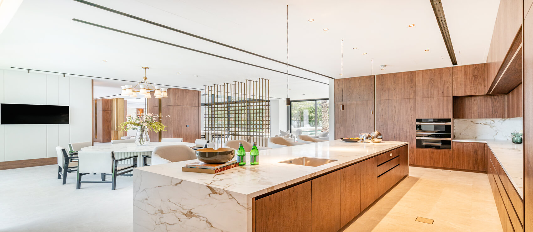 Top Interior Fit-Out Trends Shaping the UAE Market in 2026